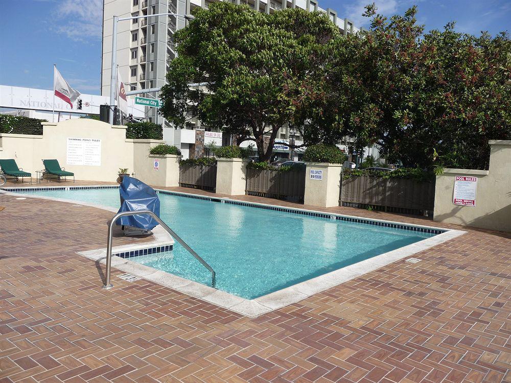 Ramada By Wyndham San Diego נשיונל סיטי מראה חיצוני תמונה