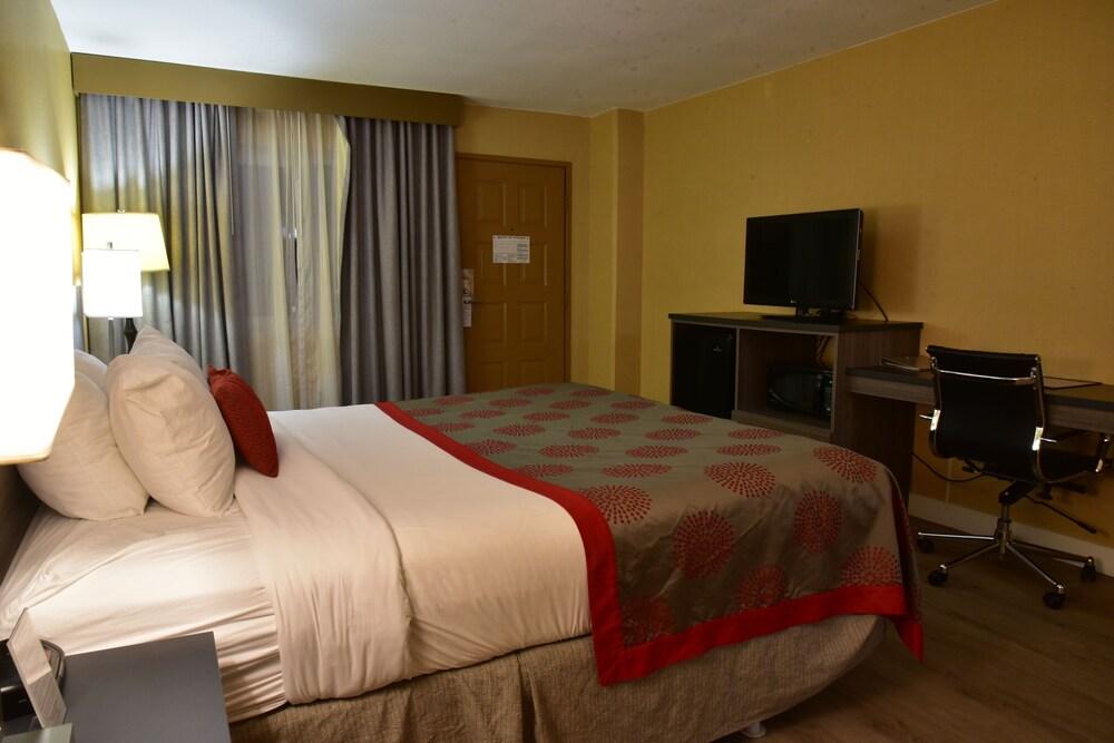 Ramada By Wyndham San Diego נשיונל סיטי מראה חיצוני תמונה