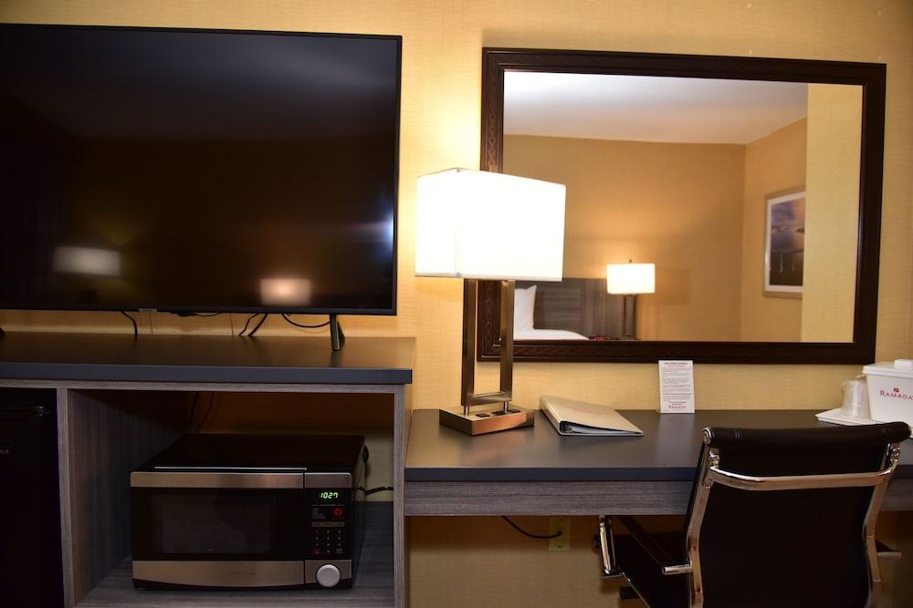 Ramada By Wyndham San Diego נשיונל סיטי מראה חיצוני תמונה