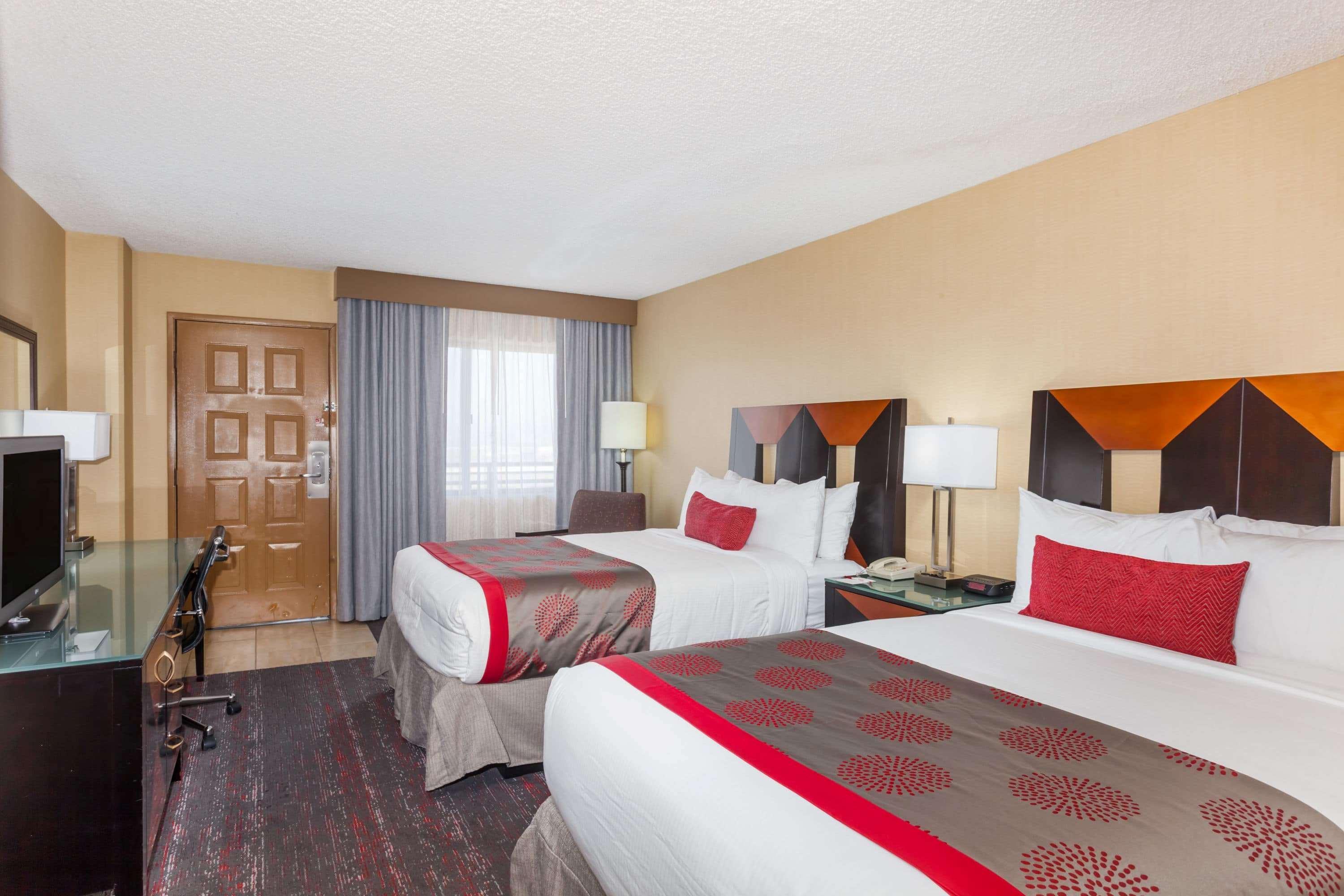 Ramada By Wyndham San Diego נשיונל סיטי מראה חיצוני תמונה