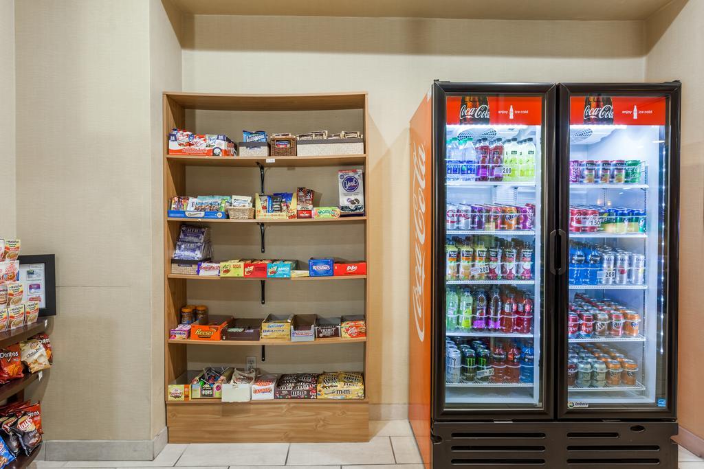 Ramada By Wyndham San Diego נשיונל סיטי מראה חיצוני תמונה