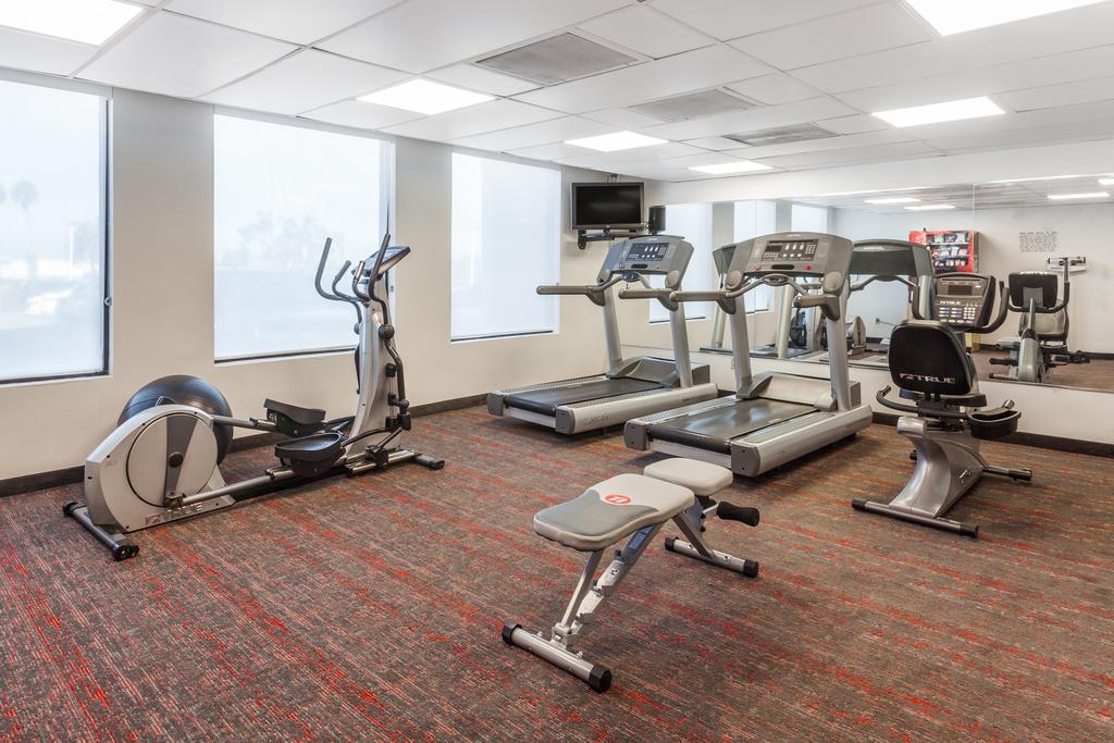 Ramada By Wyndham San Diego נשיונל סיטי מראה חיצוני תמונה