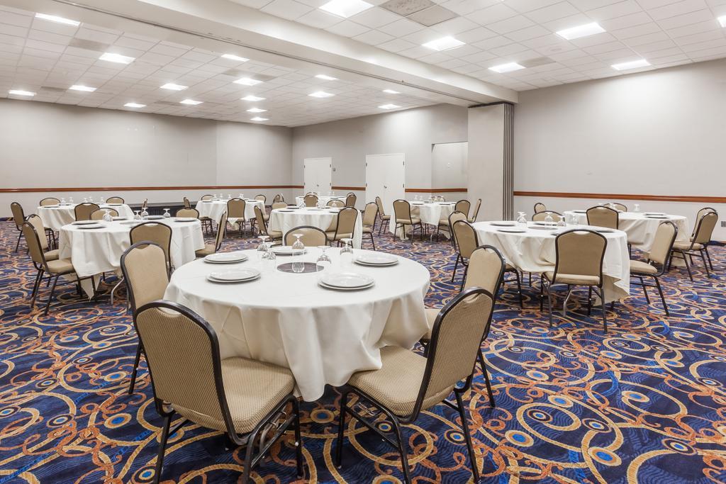 Ramada By Wyndham San Diego נשיונל סיטי מראה חיצוני תמונה